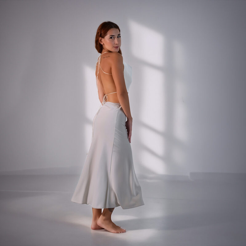 Midi Length Skirt (Satin-Effect Material)