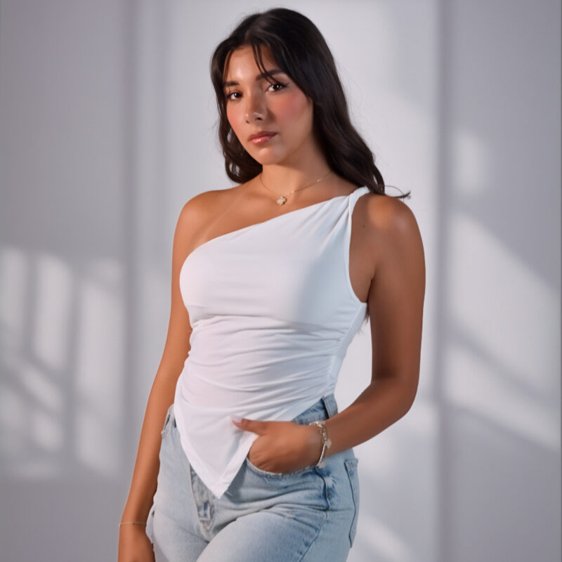 Asymmetrical detail top